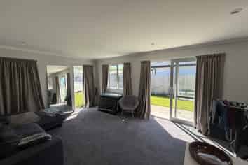 75 Sir John McKenzie Drive, Yaldhurst