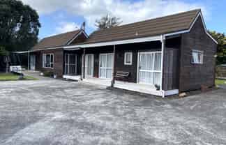 8881 State Highway 26, Thames