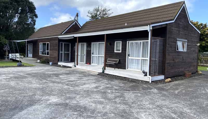 8881 State Highway 26, Thames