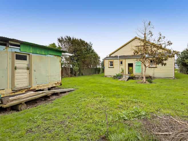 53 Riemenschneider Street, Manaia