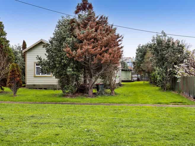 53 Riemenschneider Street, Manaia