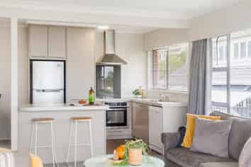 2A Douglas Avenue, Mount Albert
