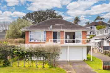 2A Douglas Avenue, Mount Albert