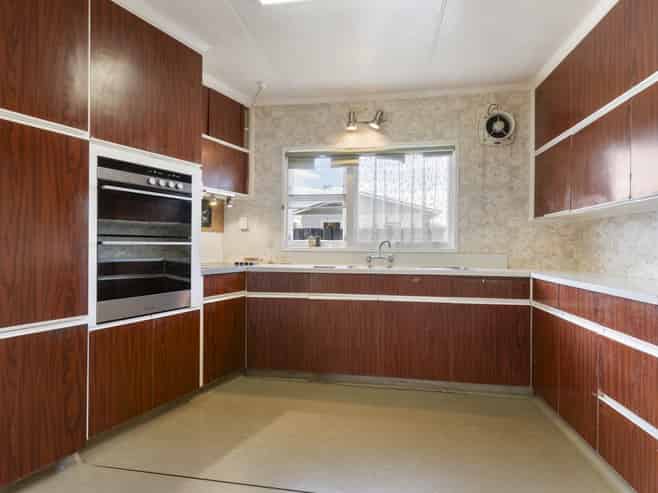 2 Taverner Street, Carterton