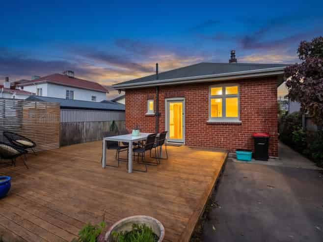 54  Law Street, CAVERSHAM