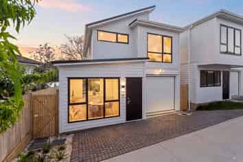 82D Hillcrest Avenue, Hillcrest