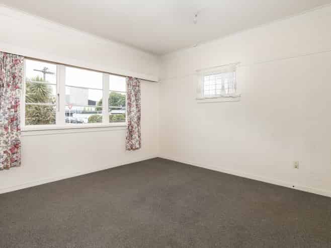 2 John Street, Blenheim Central