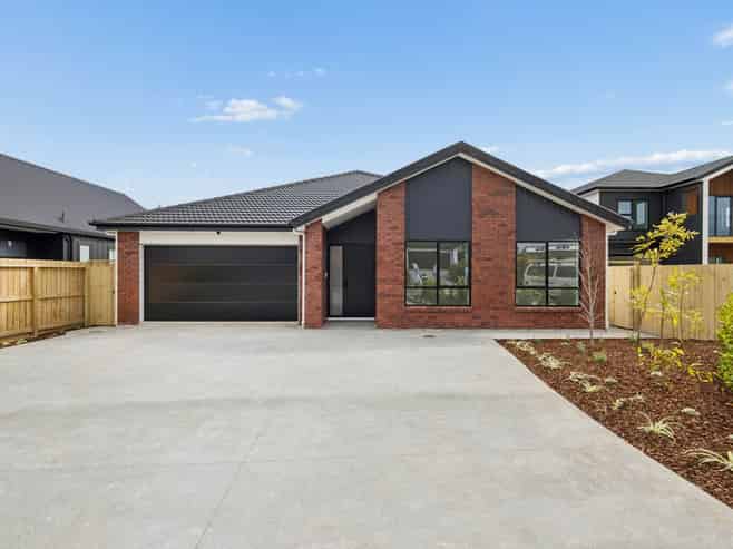 56  Rongoa Maori Way, Pukekohe