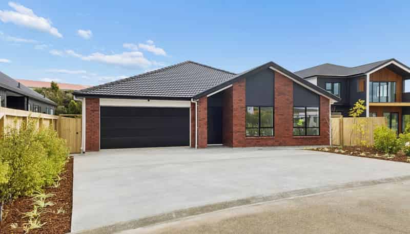 56  Rongoa Maori Way, Pukekohe