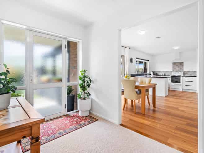 16 Elm Place, Tikipunga