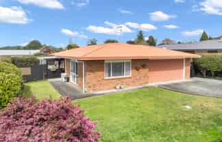 16 Elm Place, Tikipunga