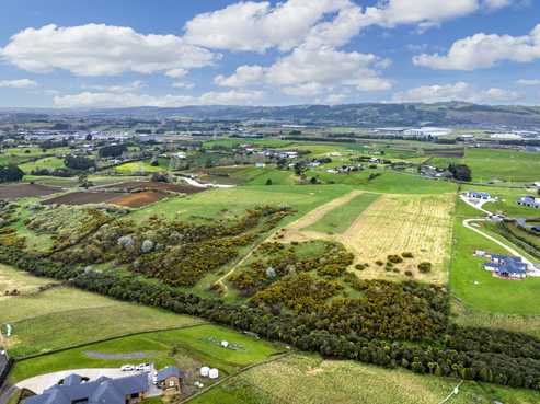 For sale 14.7ha in prime location - Drury
