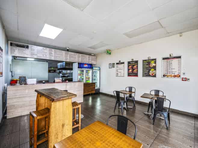 Split-risk Freehold Property Investment