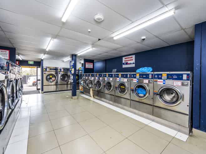 Split-risk Freehold Property Investment