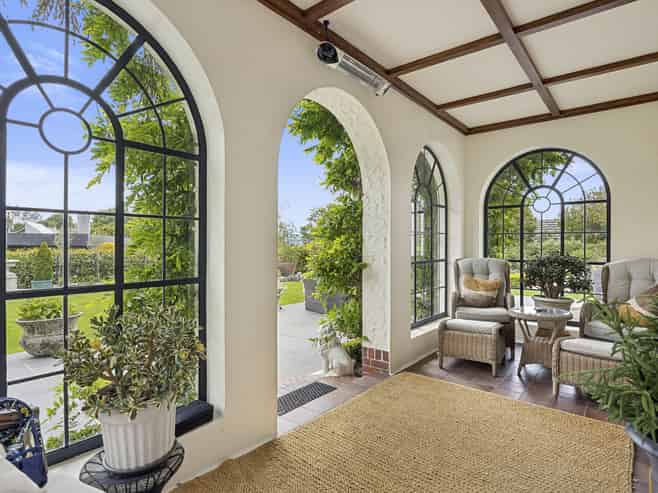 365 Stuart Street, Roslyn