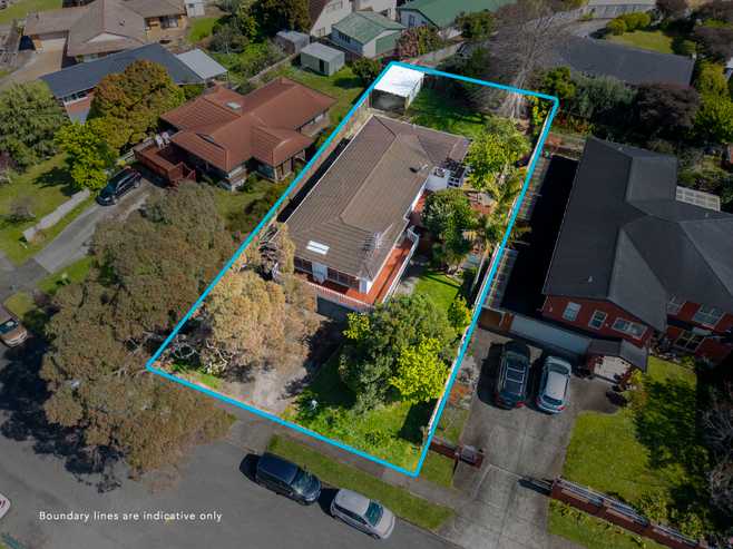 13 Booralee Avenue, Botany Downs