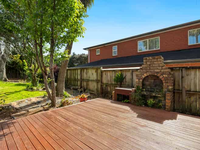 13 Booralee Avenue, Botany Downs
