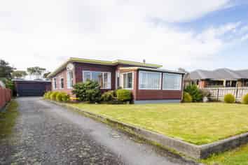 122 Sewell Street, Hokitika