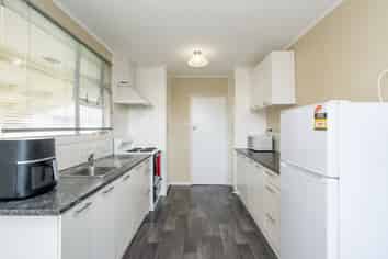 10 Lauder Crescent, Heidelberg