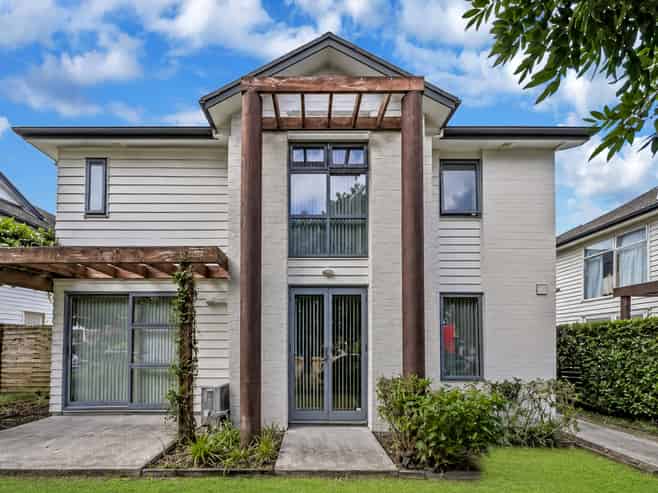 15 Arion Road, Takanini