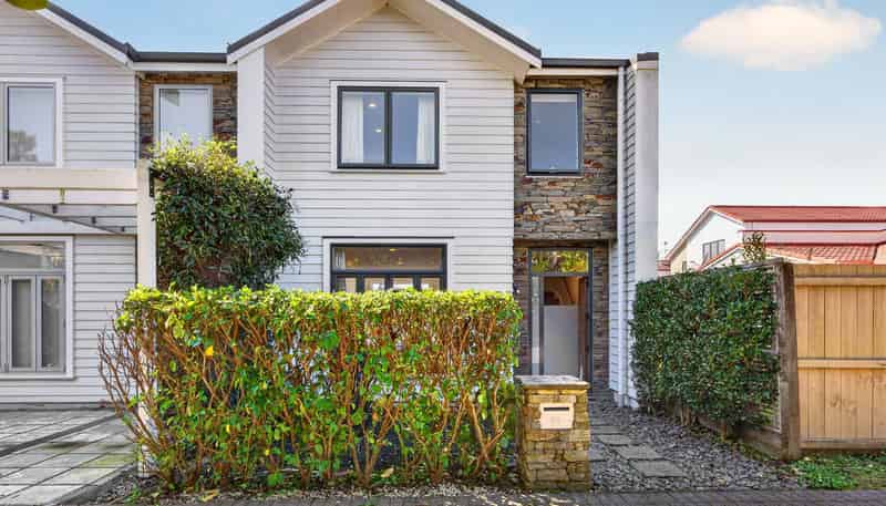 34 Gunner Drive, TE ATATU PENINSULA