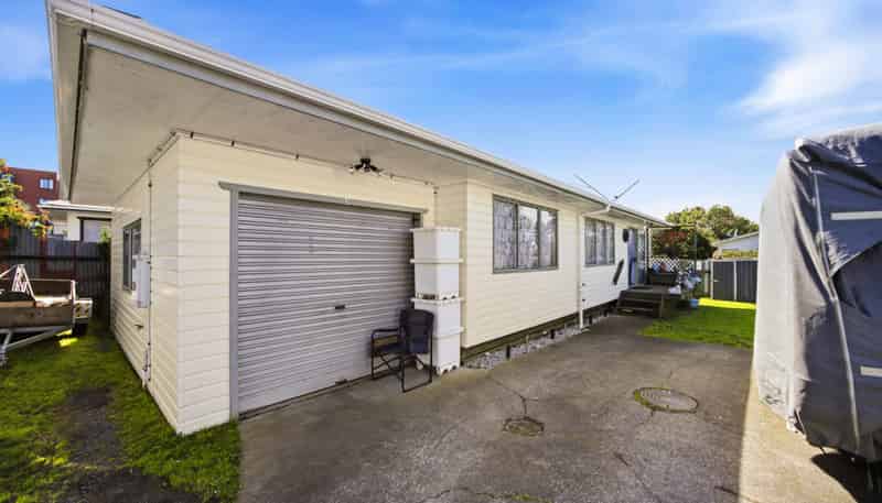 2/42 Hokonui Road, Otahuhu