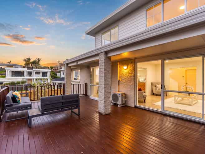 1/133A Hobsonville Road, West Harbour