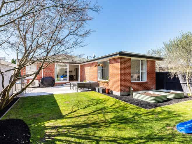 11 Croziers Road, Saint Albans