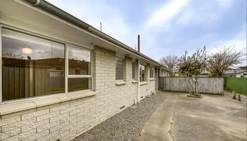 2/303 Nelson Street North, Hastings