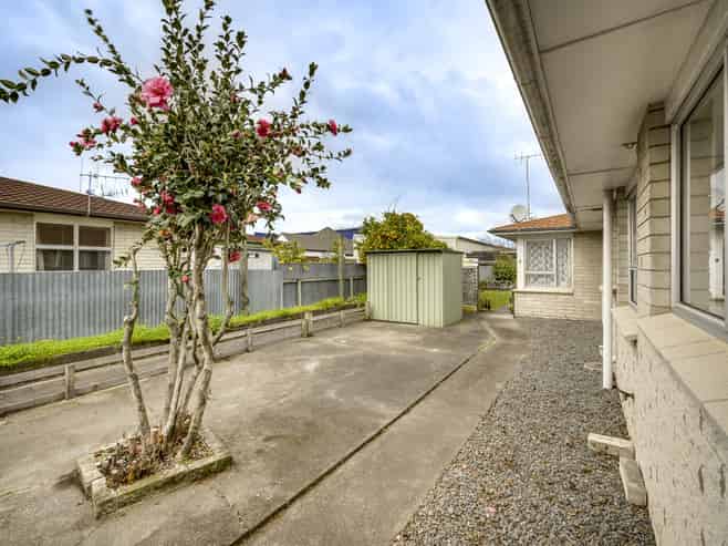 2/303 Nelson Street North, Hastings