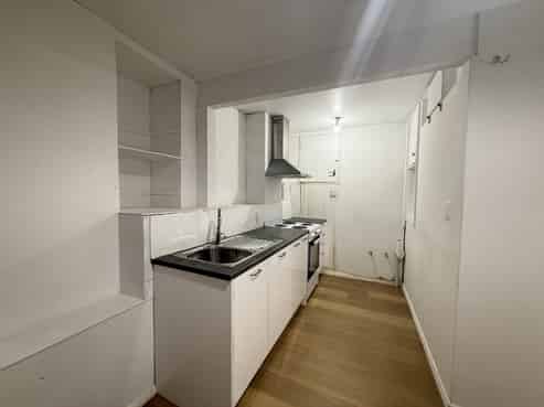 2/11a Hillary Street, Tawa