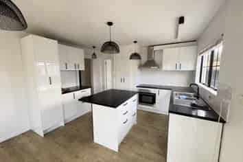 51C First Avenue, Avenues