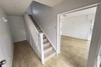 51C First Avenue, Avenues