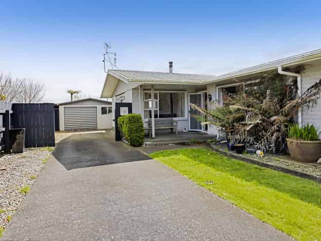 14 Kowhai Street, Hawera