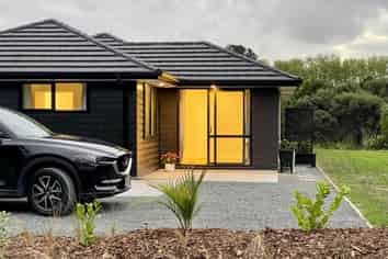 2/112D Black Swamp Road, Mangawhai
