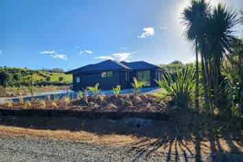 2/112D Black Swamp Road, Mangawhai