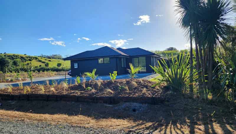 2/112D Black Swamp Road, Mangawhai