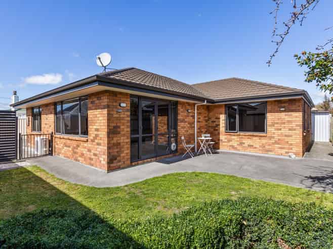 174A Maxwell Road, Redwoodtown