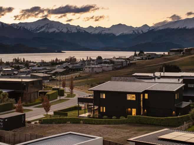 30 Kirimoko Crescent, Wanaka