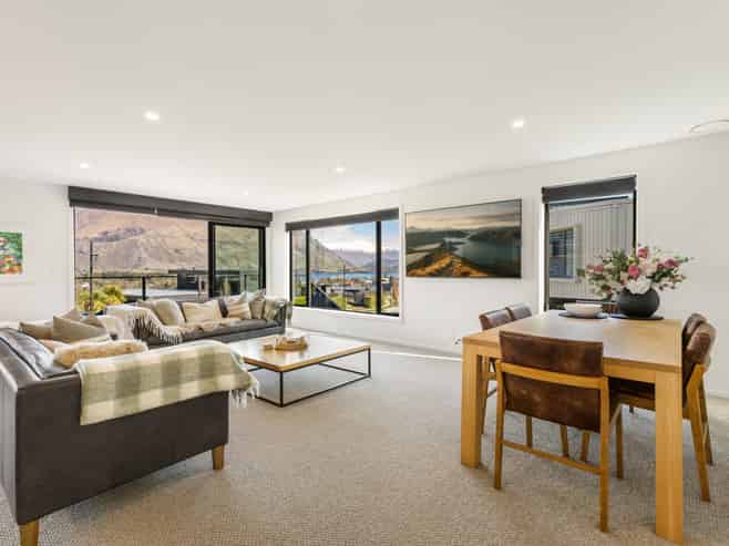 30 Kirimoko Crescent, Wanaka