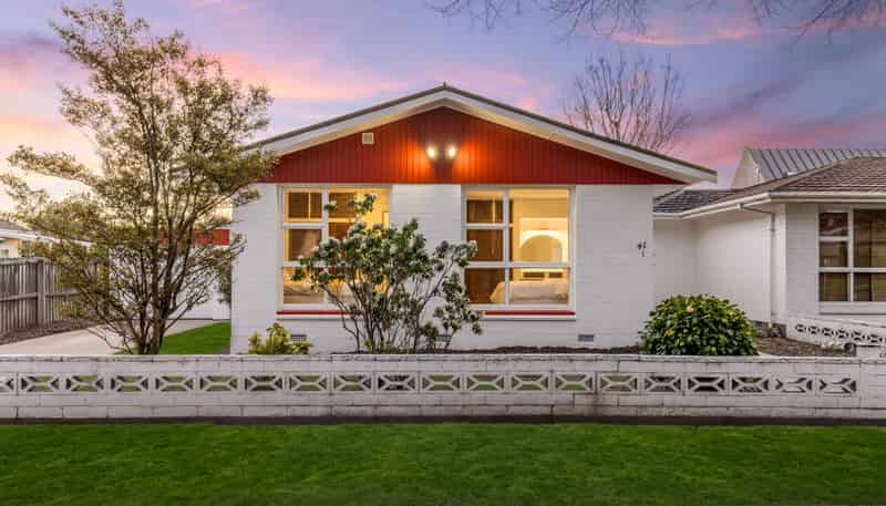 1/41 Darvel Street, Riccarton