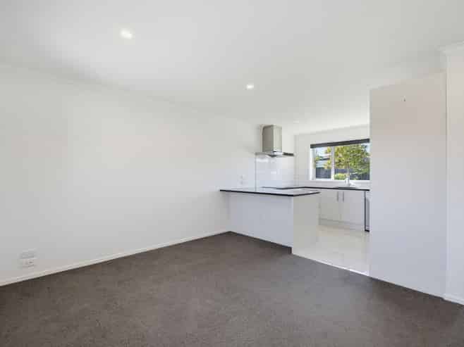 15 Cellars Way, Yaldhurst