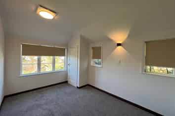 76 Kurahaupo Street, Orakei