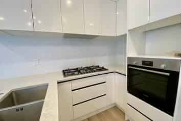 75 Granville Drive, Massey