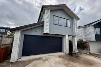 75 Granville Drive, Massey