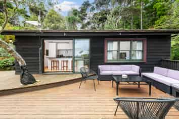 107 Lone Kauri Road, Karekare
