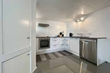 2/70A Tawa Road, One Tree Hill