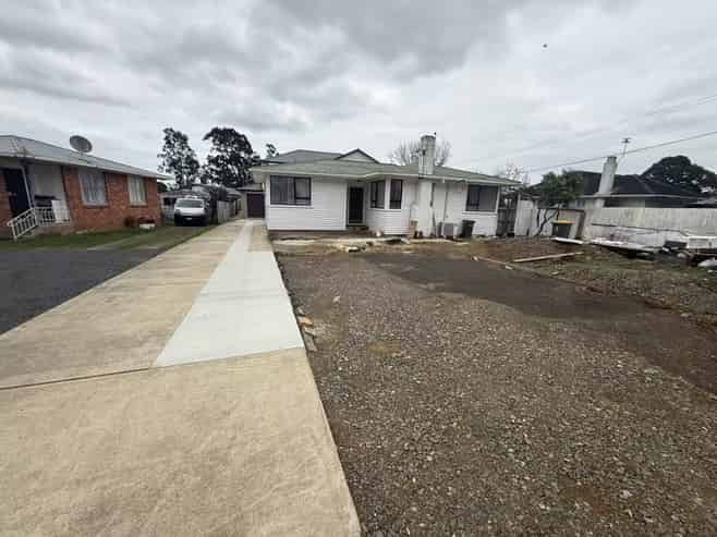 78 Tennessee Avenue, Mangere East