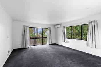 52 Seddon Street, Waikanae