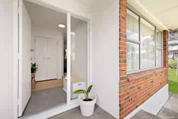 5/1 Fifth Avenue, Mount Albert